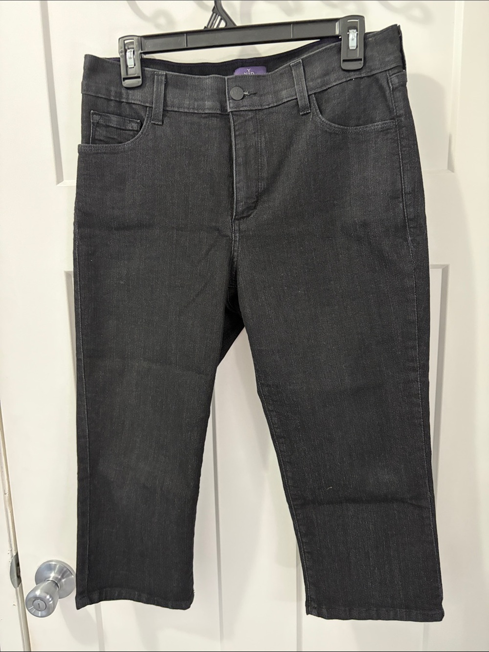 NYDJ Women's Straight Jean Capris in Black
